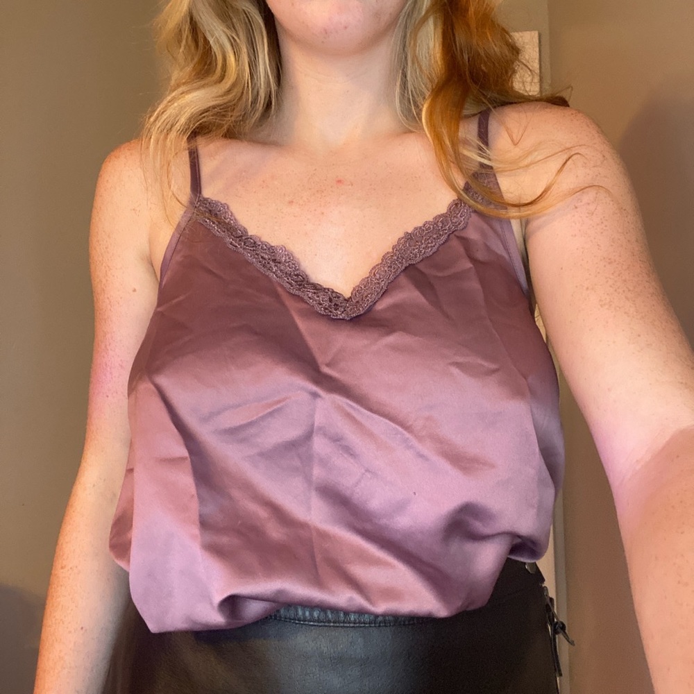 Purple silk tank top 💜